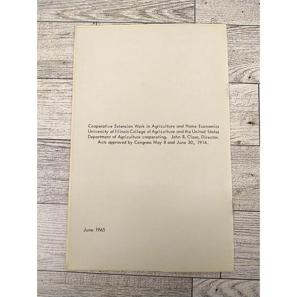 Pest Control Guide Fruit - University Illinois Ag Extension Leaflet 4 - Vtg 1965 - Picture 3 of 8